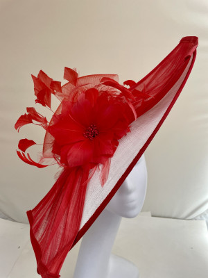 White and red fascinator with flower