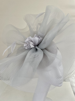 Grey crin fascinator with flower