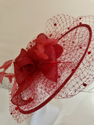 Red and white bow and veil fascinator