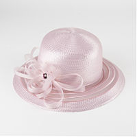 LIght Pink Hat with a Bow